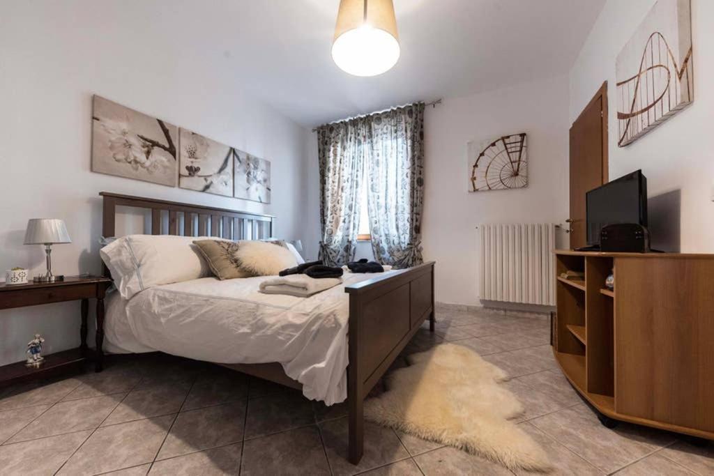 Casa Letizia Lägenhet Ponsacco Exteriör bild