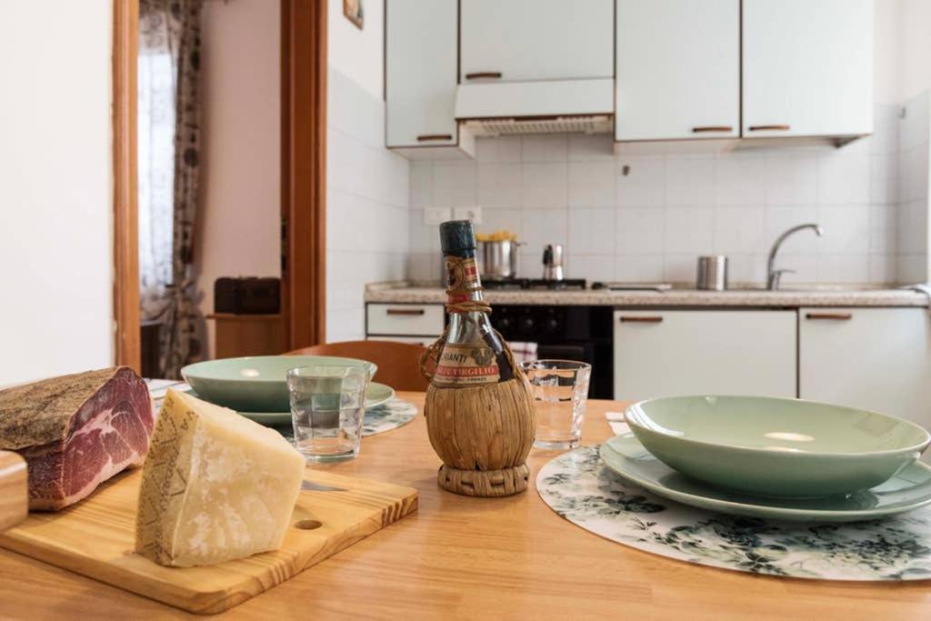 Casa Letizia Lägenhet Ponsacco Exteriör bild
