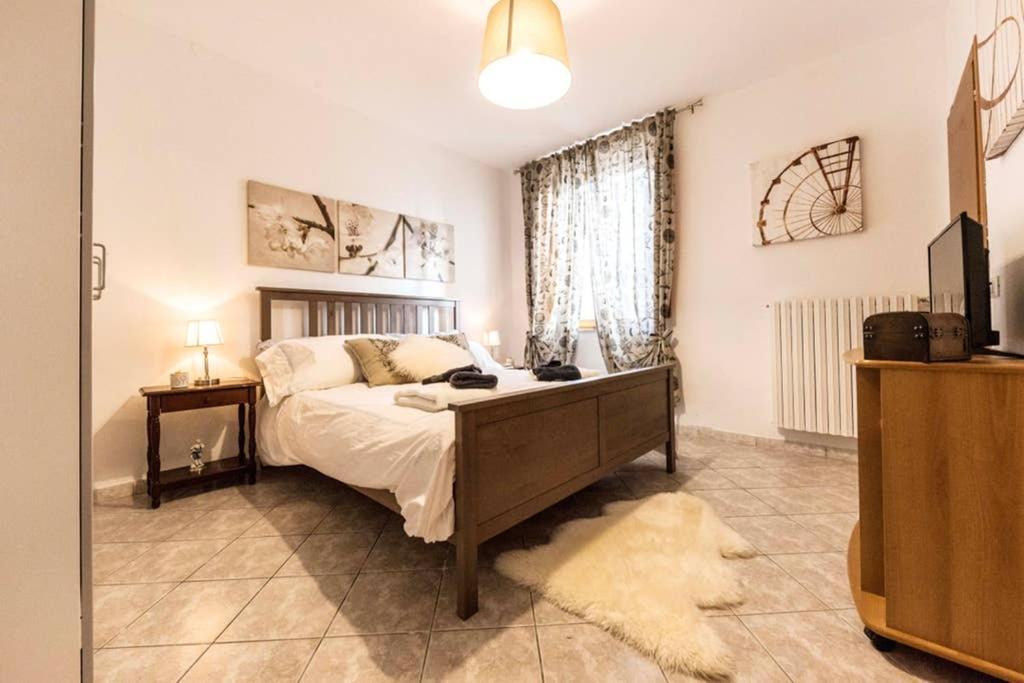 Casa Letizia Lägenhet Ponsacco Exteriör bild